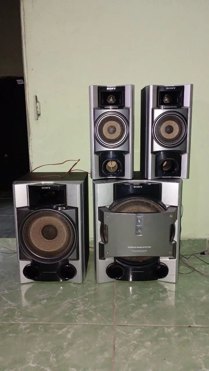 Vendo 4 Caixas de Som da SONY 