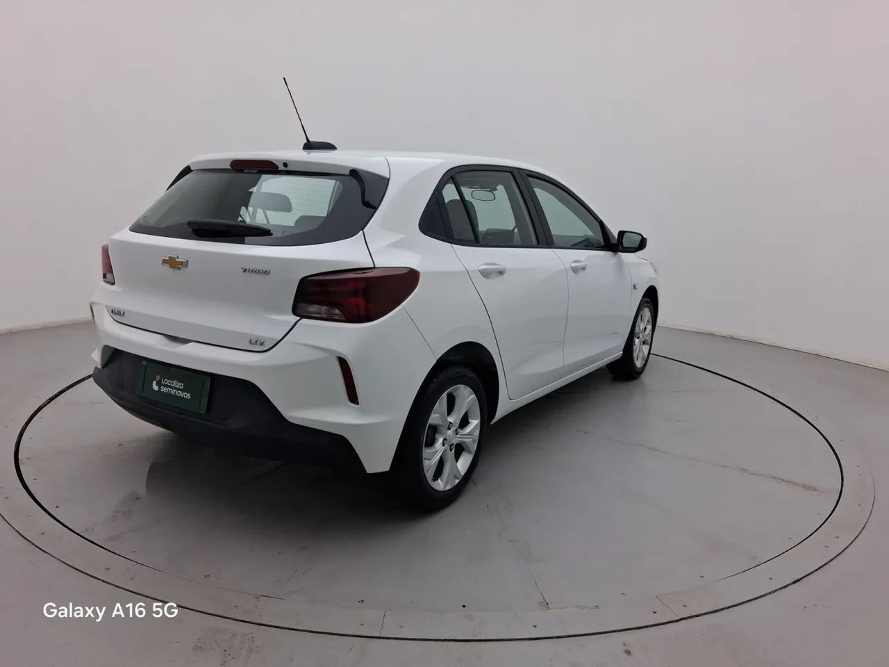 Chevrolet Onix Plus LTZ 1.0 12V TB Flex Aut. 4P, foto 5 de 18