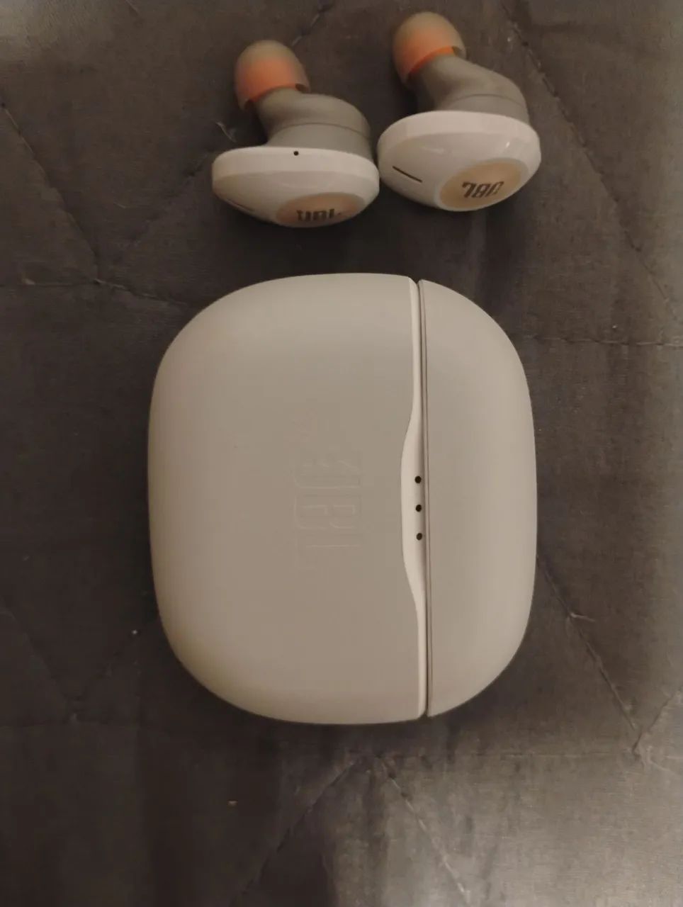 Fone de ouvido 