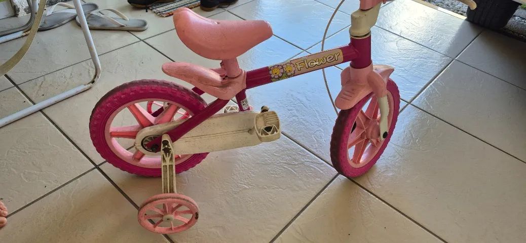 Bicicleta infantil aro 12 - Foto 2