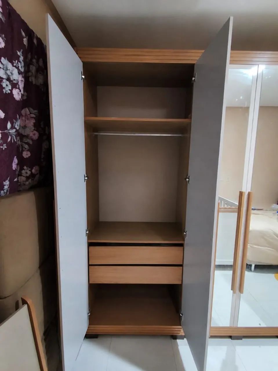 Guarda roupa de casal 6 portas  - Foto 4