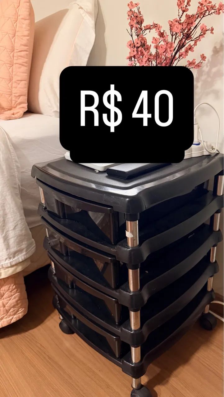 Armário multiuso 