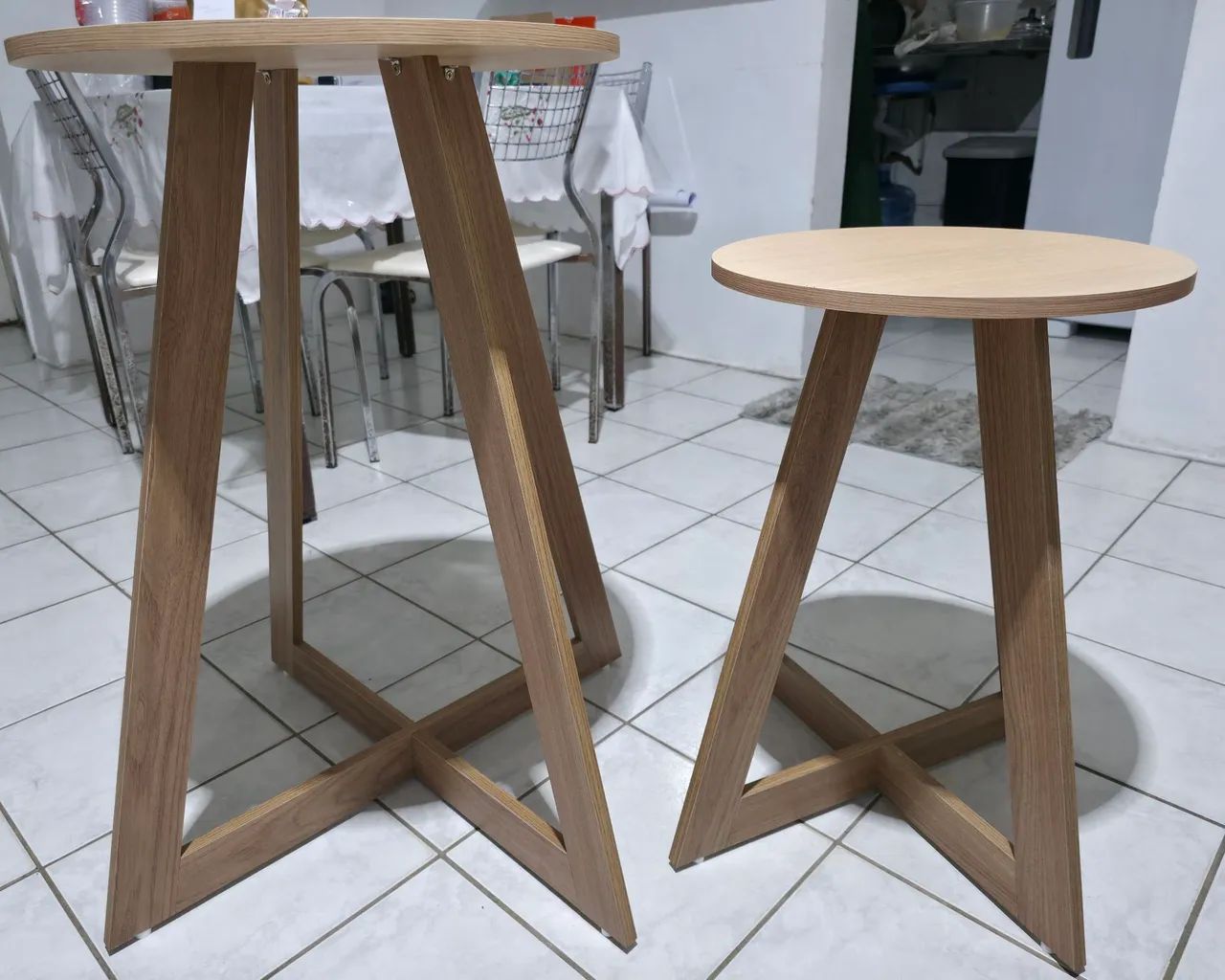 CONJUNTO DE MESAS EM MDF - Foto 4