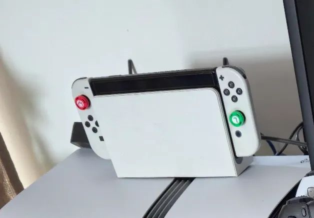 Nintendo Switch Oled Branco impecável - Foto 2