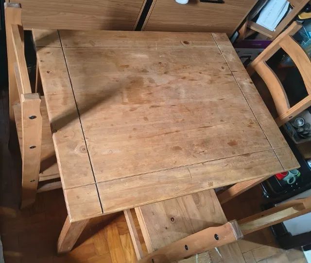 Mesa de Madeira Pinus 100x80 + 4 Cadeiras - Foto 4