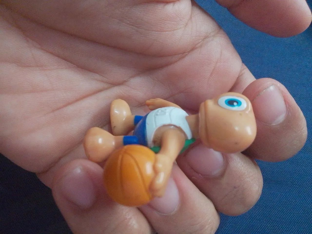 Boneco Tortuguita Basquete - Foto 4