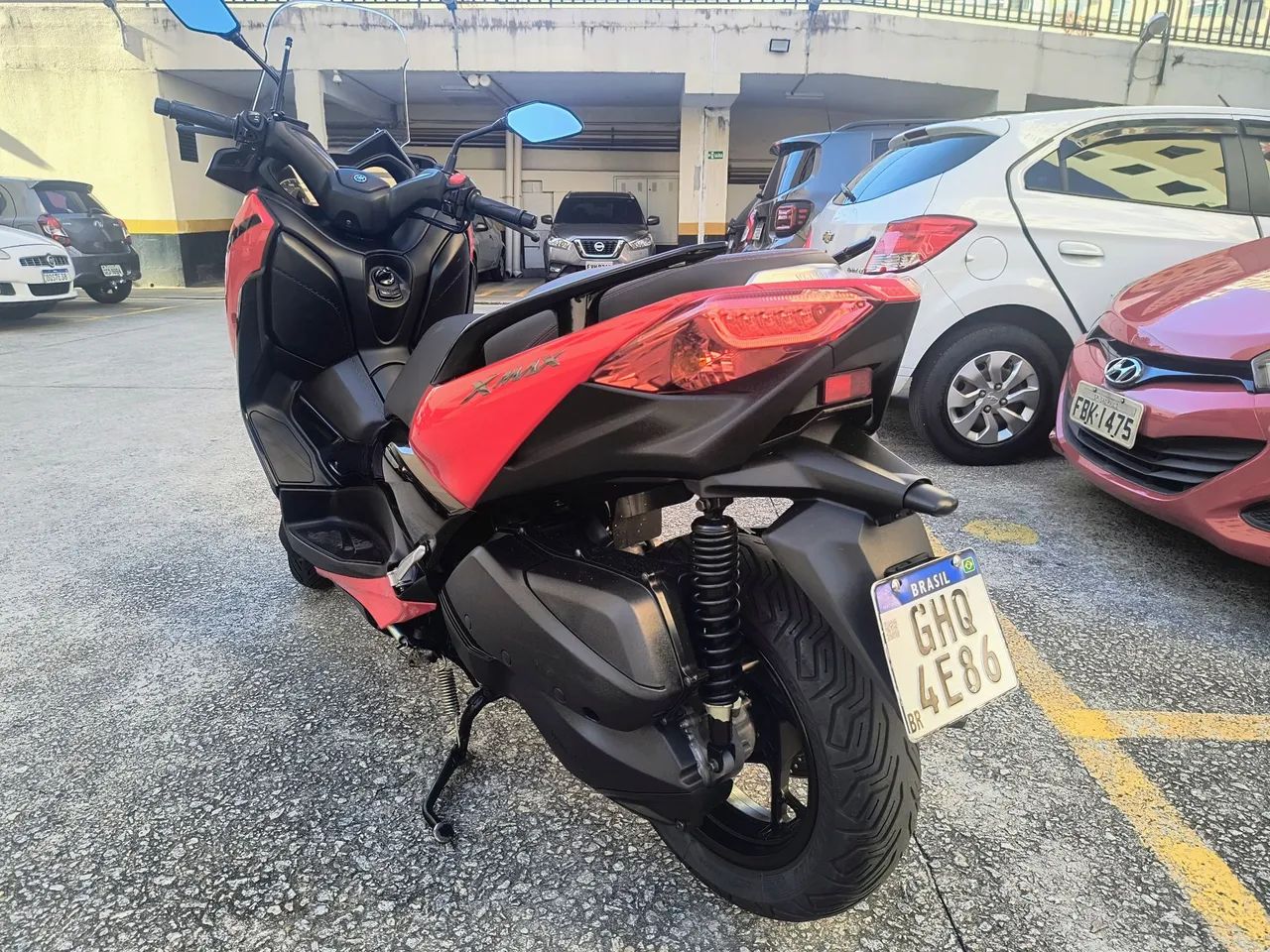 Yamaha Xmax 250 - Foto 4