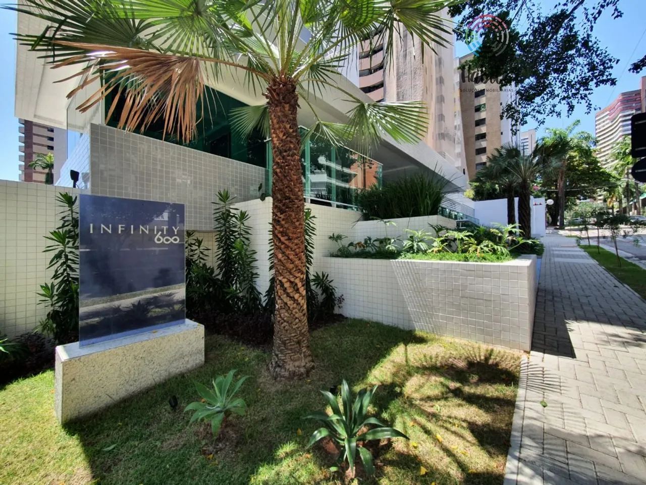 Foto do anúncio de Apartamento para Aluguel em Meireles - Fortaleza/CE em Meireles, Fortaleza