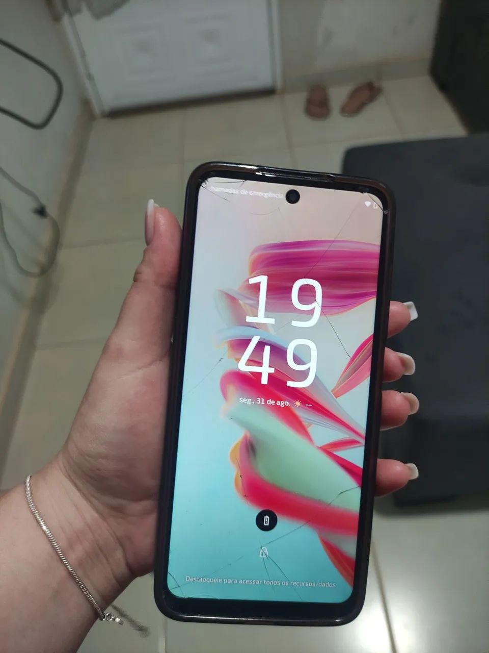 Telefone barato 