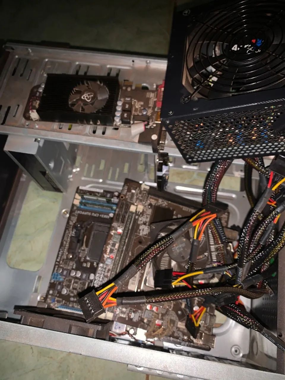 Vendo cpu - Foto 3