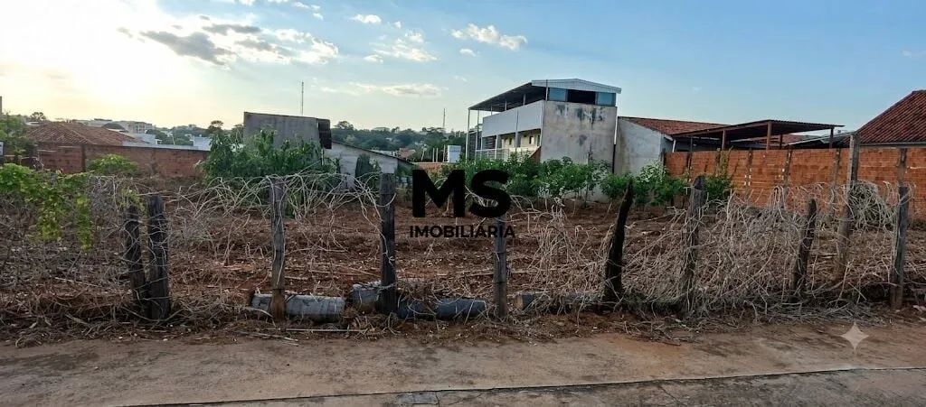 Terreno á venda no Centro - Foto 2