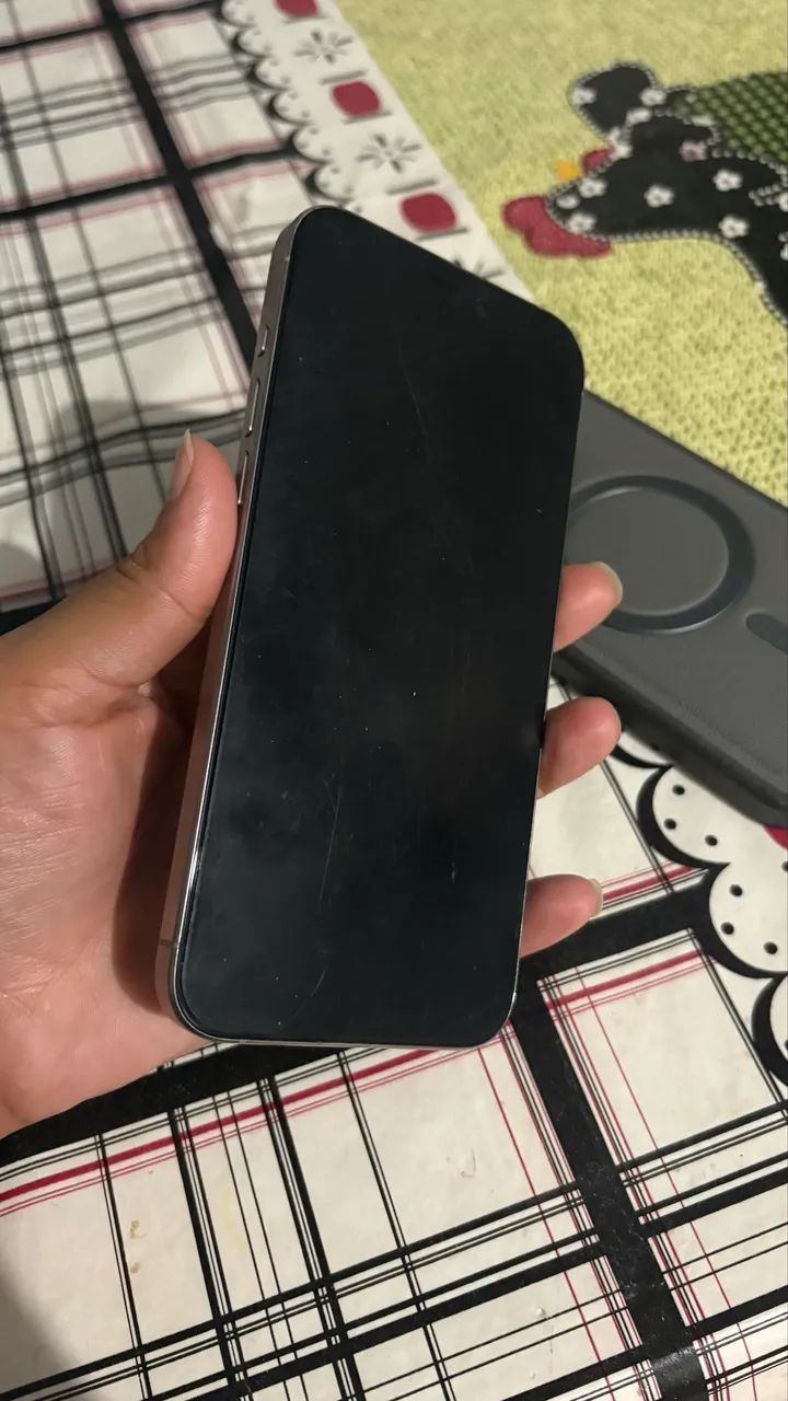 iPhone 15 pro max - Foto 3