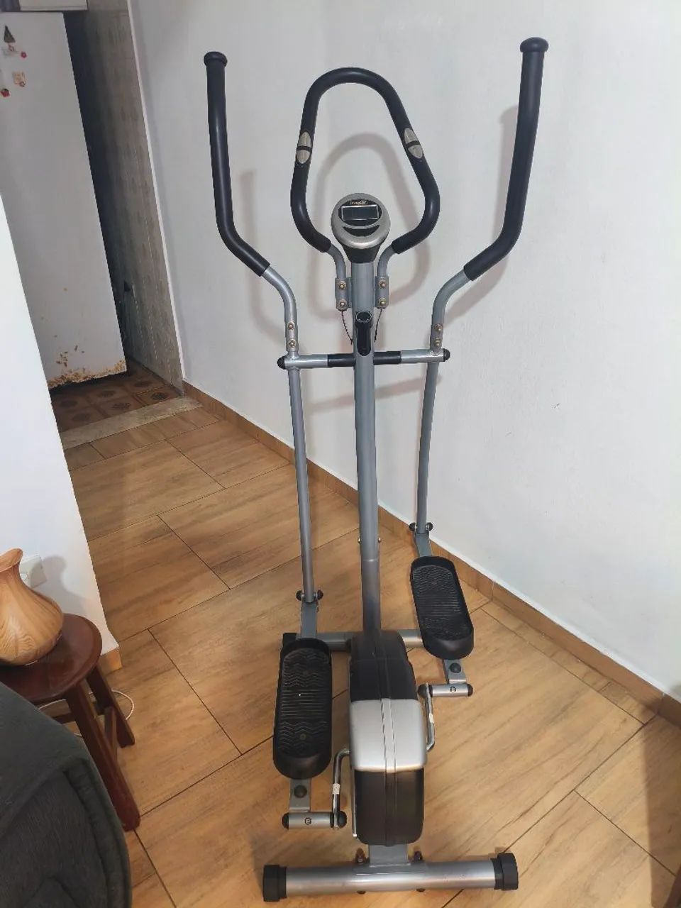 ELÍPTICO USADO E EM BOM ESTADO - Foto 2