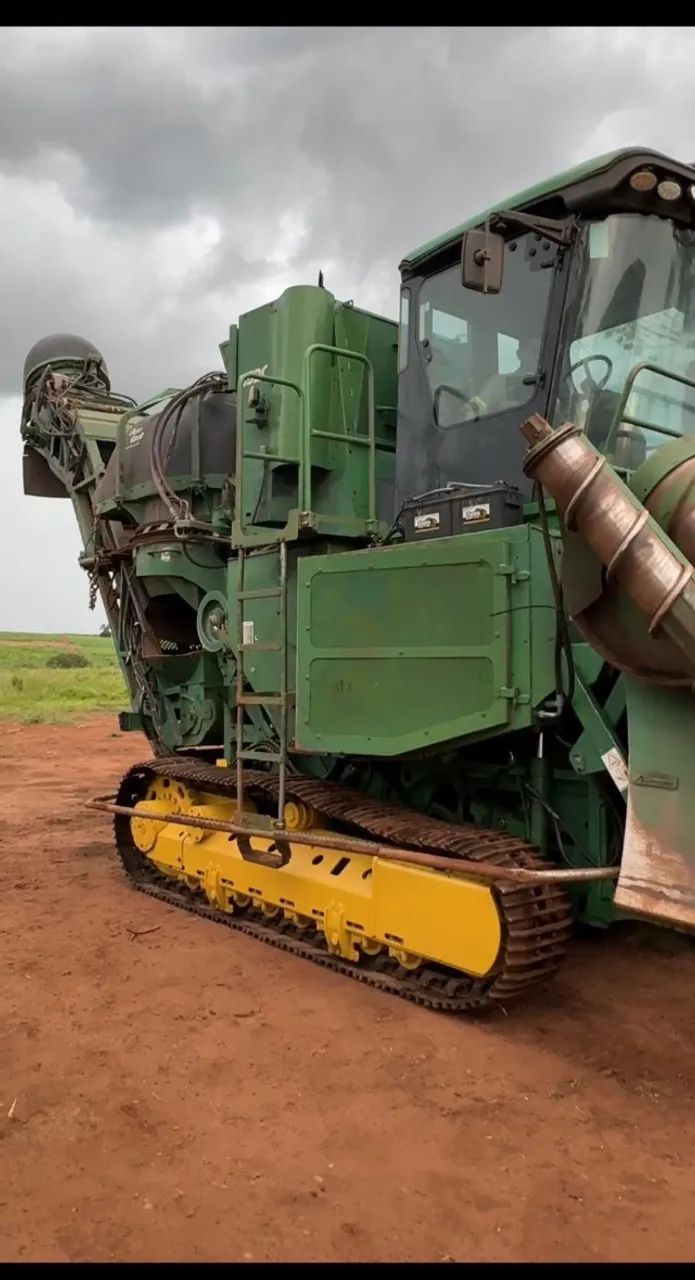 Colhedora 3520 John Deere 2014