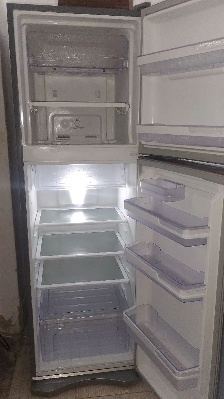Geladeira Electrolux 409 litros, frost free com garantia  - Foto 5