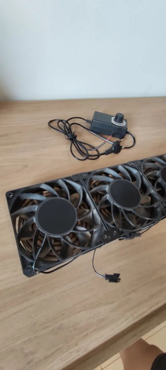 Cooler / Ventoinhas com Controle de Velocidade - 6 Fans - Funcionando - Foto 4
