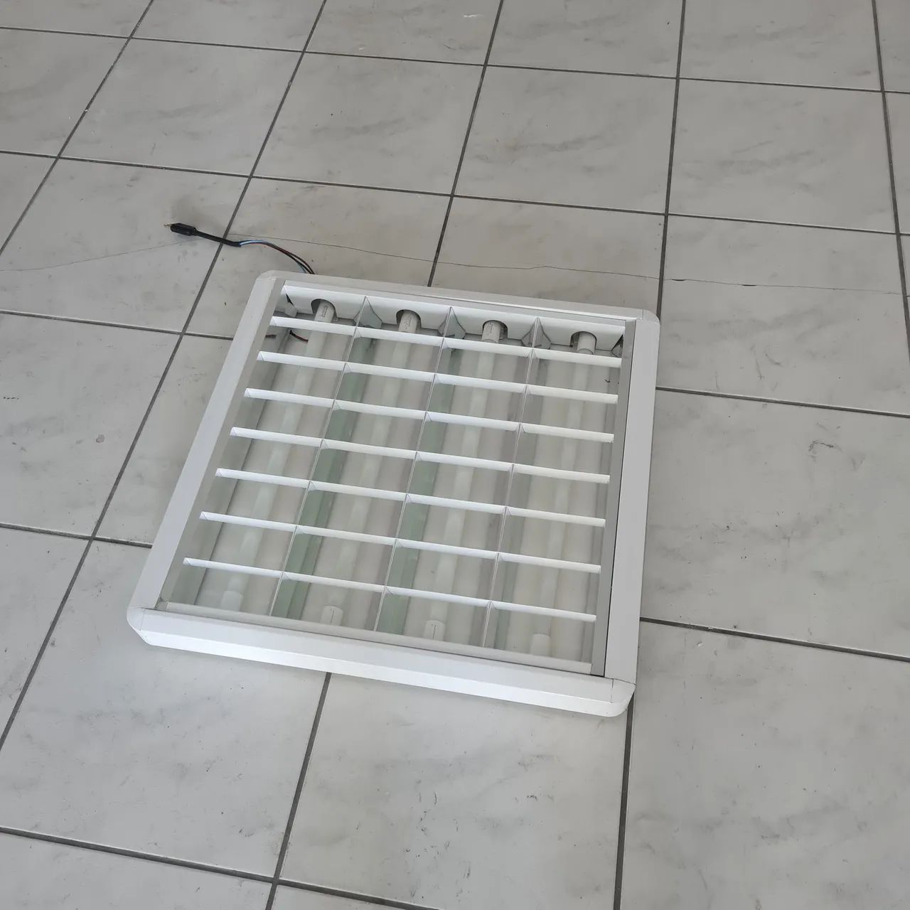 Luminárias led de sobrepor
