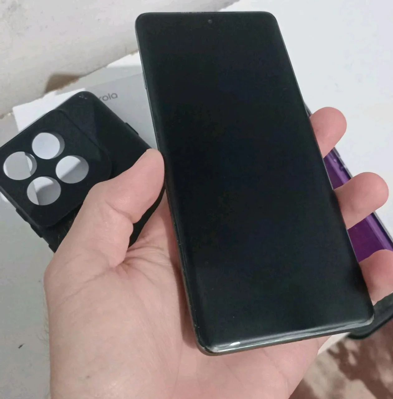 Moto Edge 60 PRO 5G - Foto 4