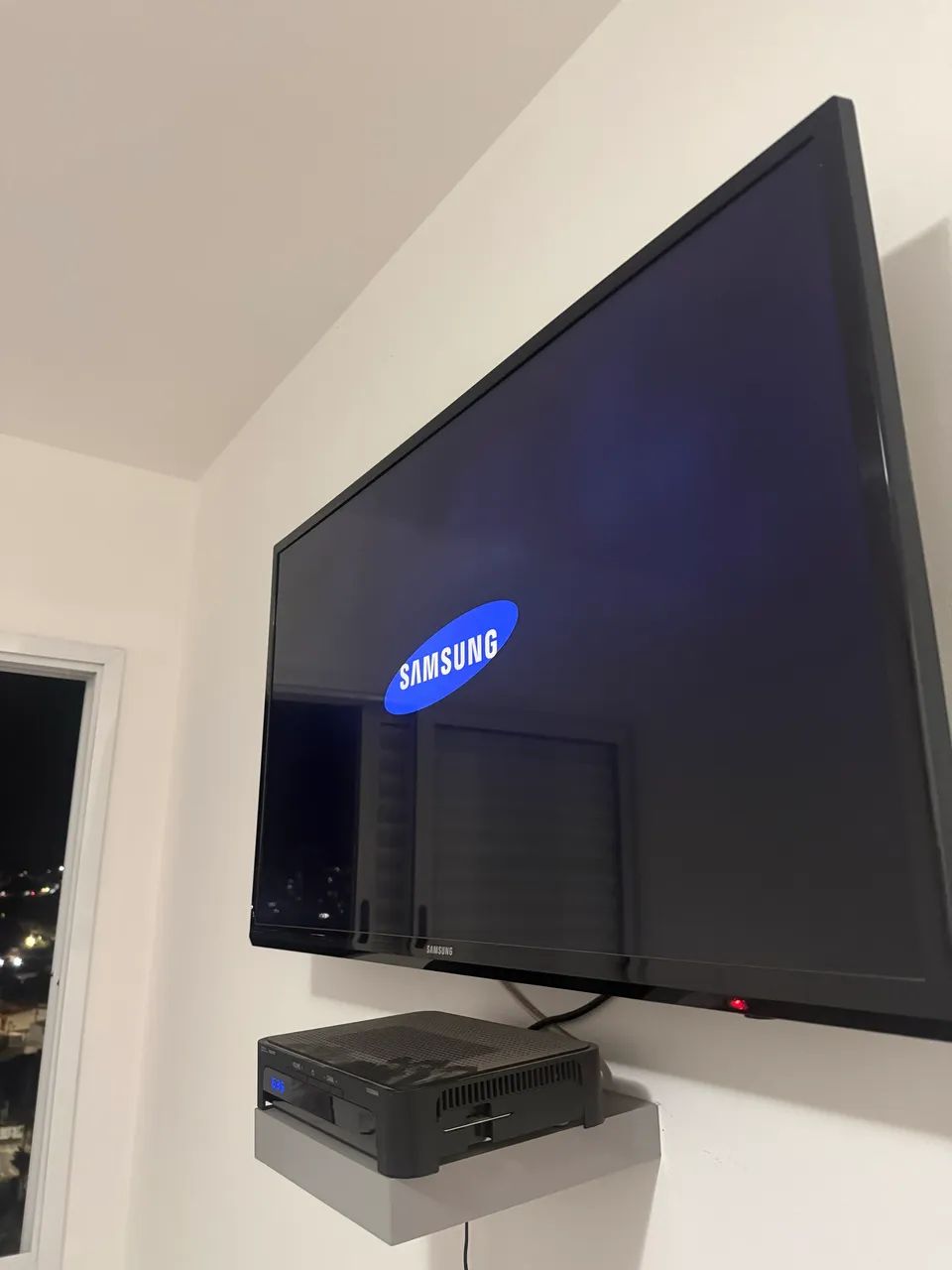 TV SAMSUNG 35 polegadas  - Foto 3