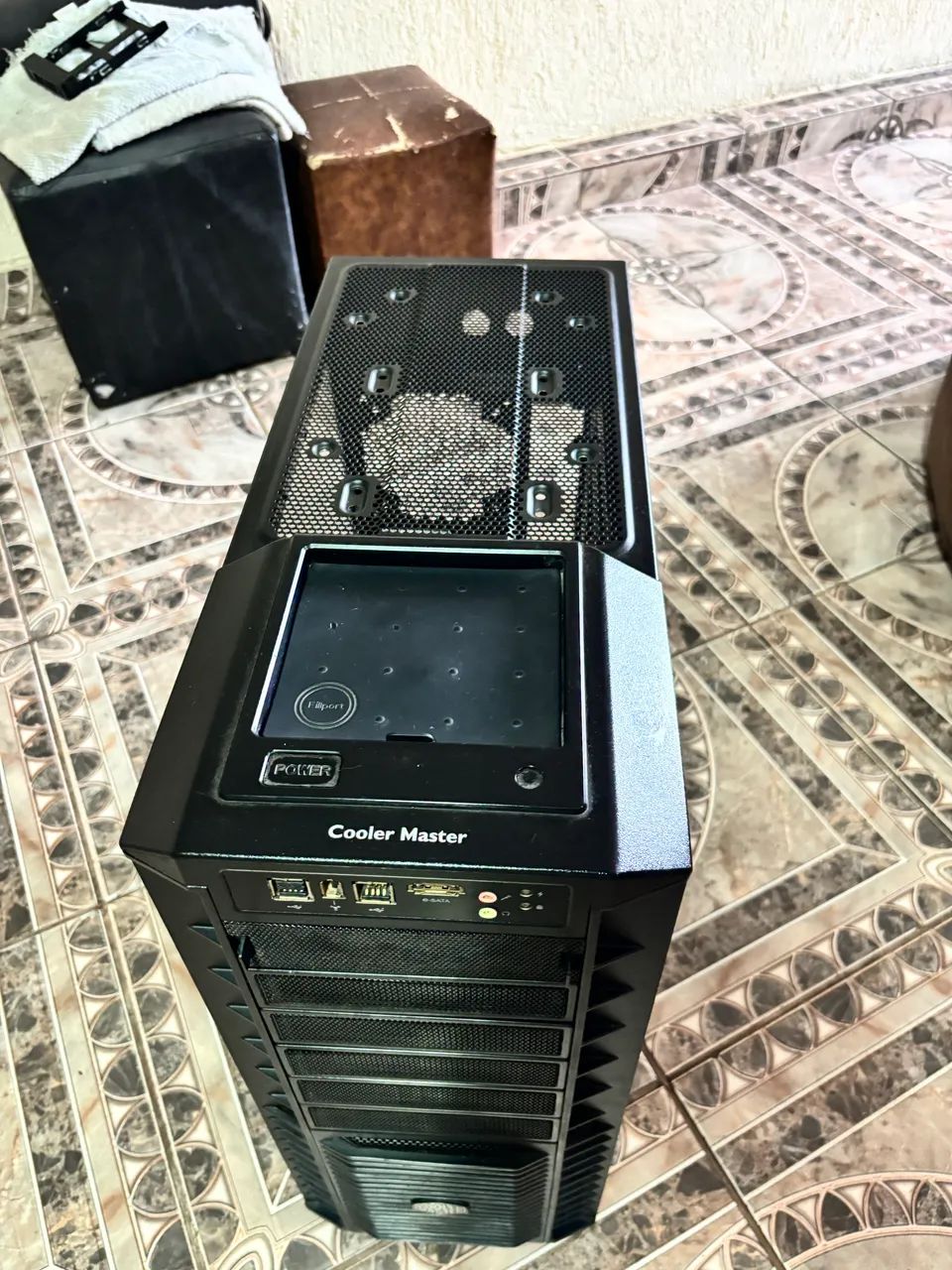 Gabinete Cooler Master HAF 932 Full Tower