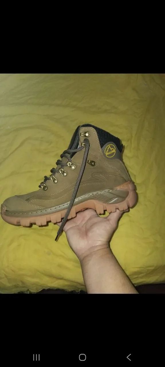 bota  - Foto 5