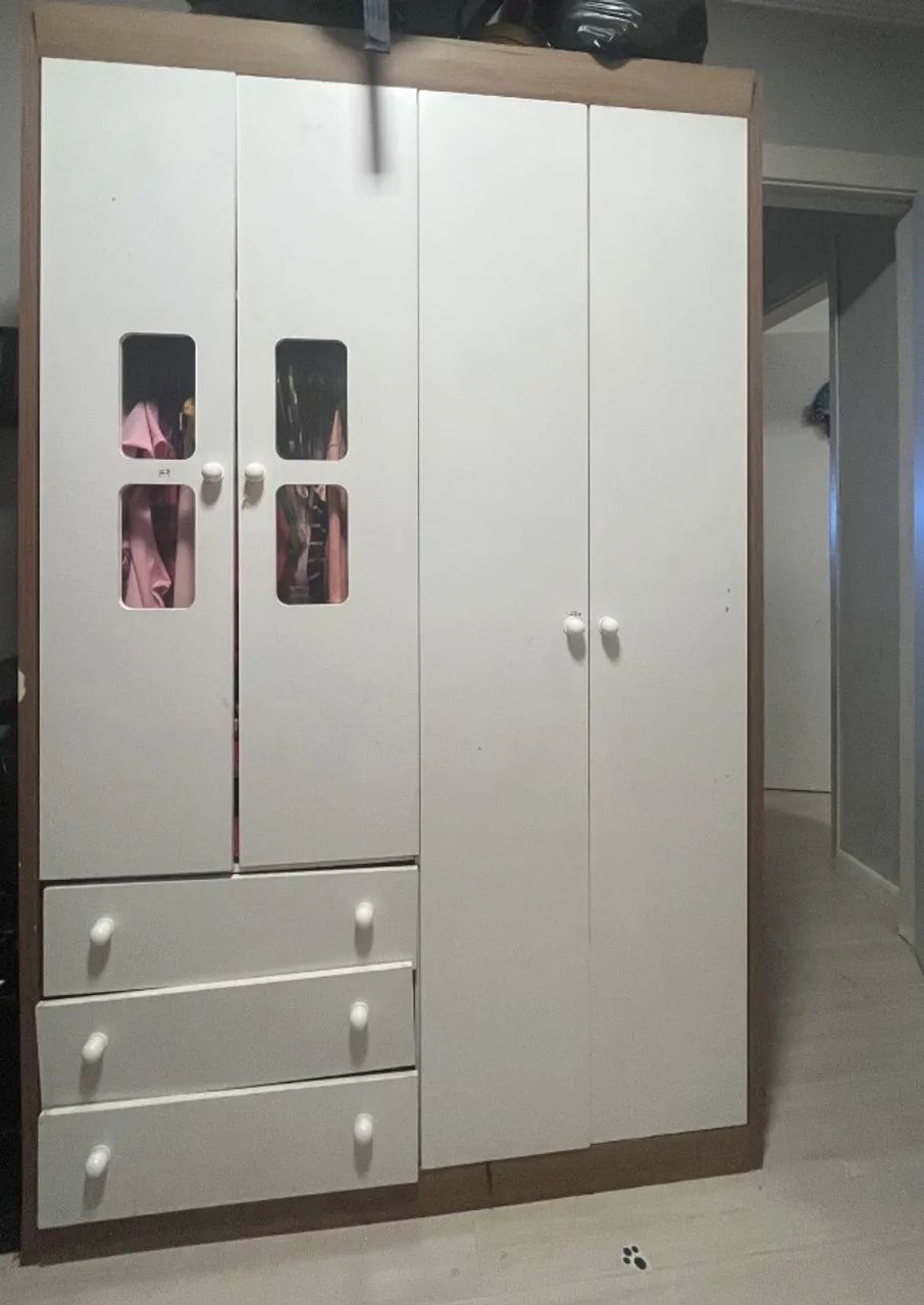 Guarda roupa duas portas