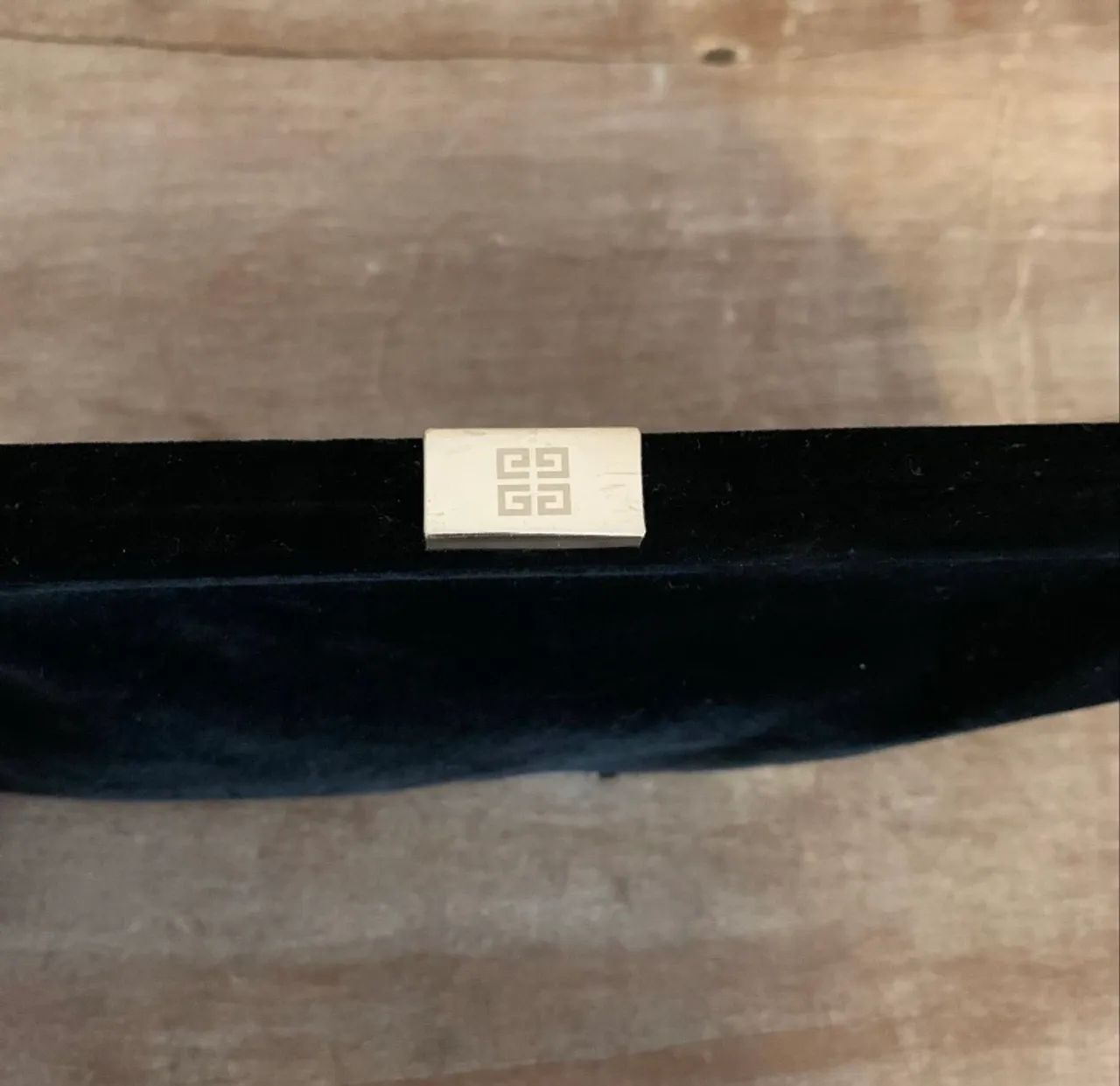 Givenchy -usei como clutch- em veludo alemão preto - necessaire   - Foto 4