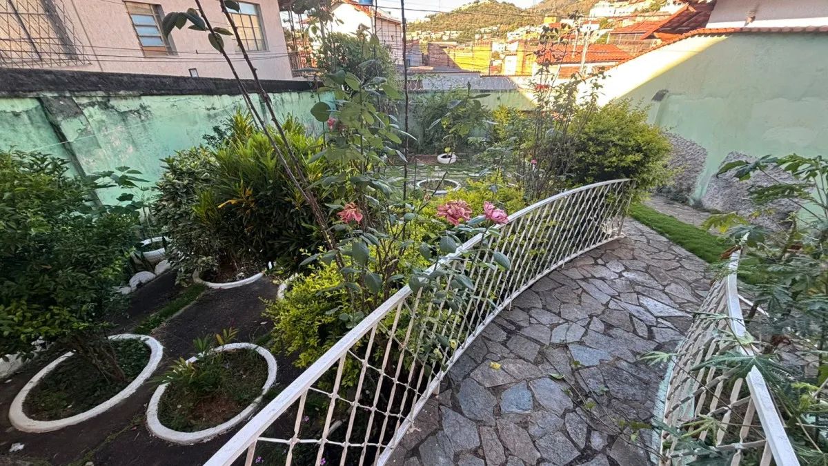 Casa com 3 quartos à venda em Belo Horizonte