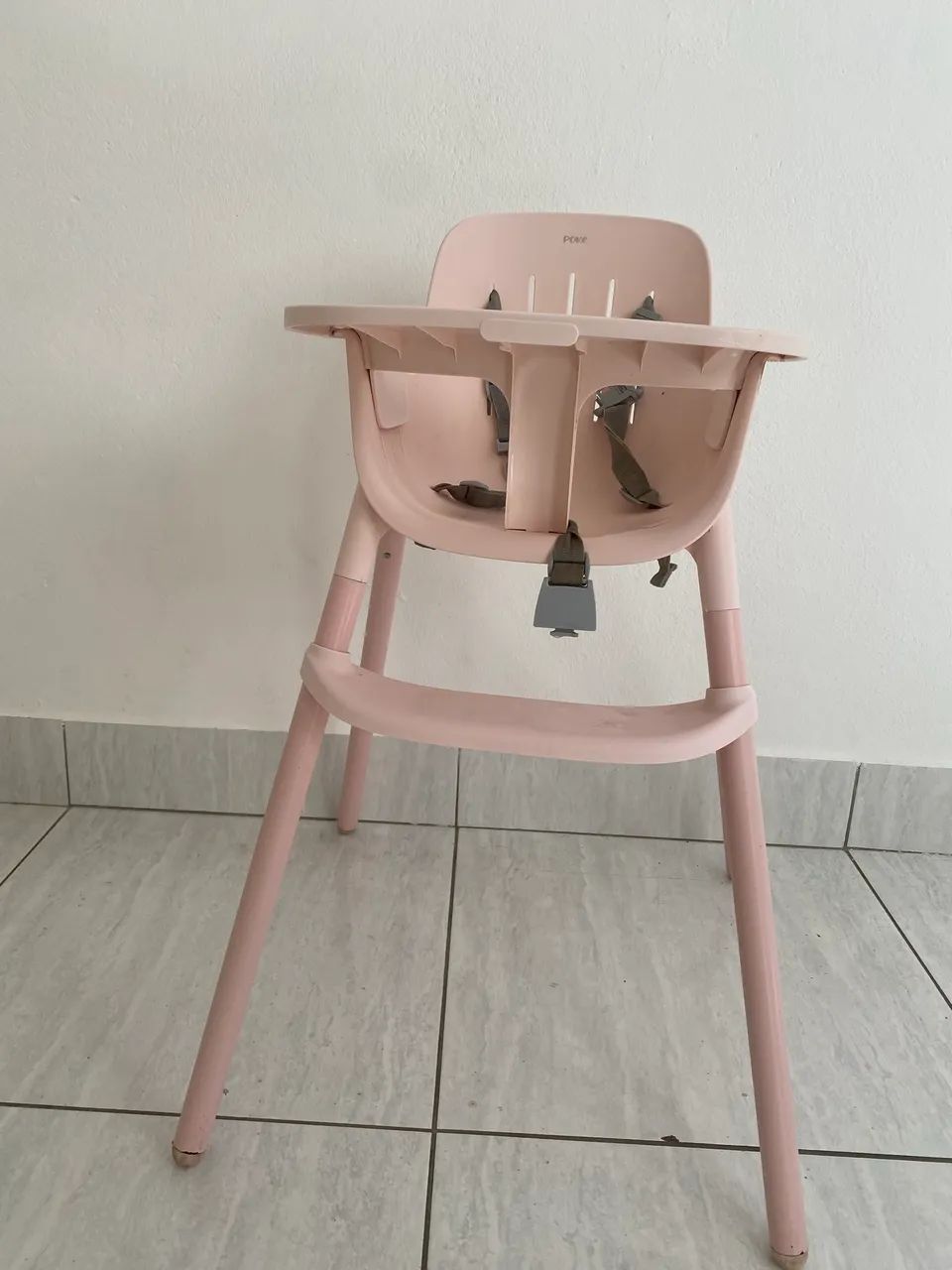 Cadeirinha de alimentação infantil rosa - Conservada 
