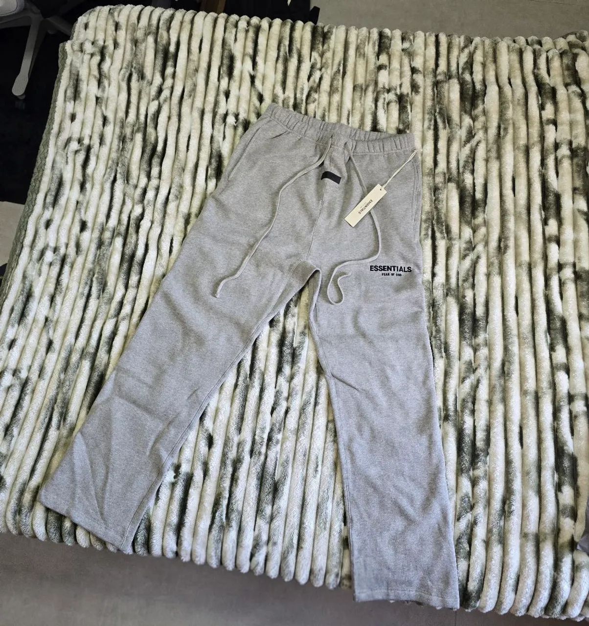 Calça de Moletom Essentials 
