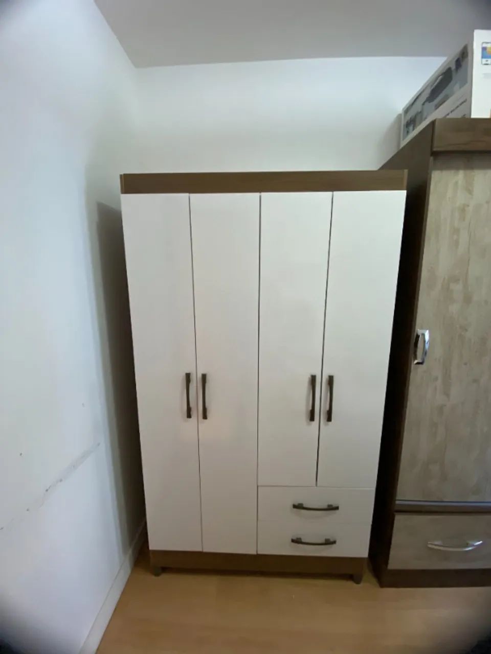 Armário 4 portas