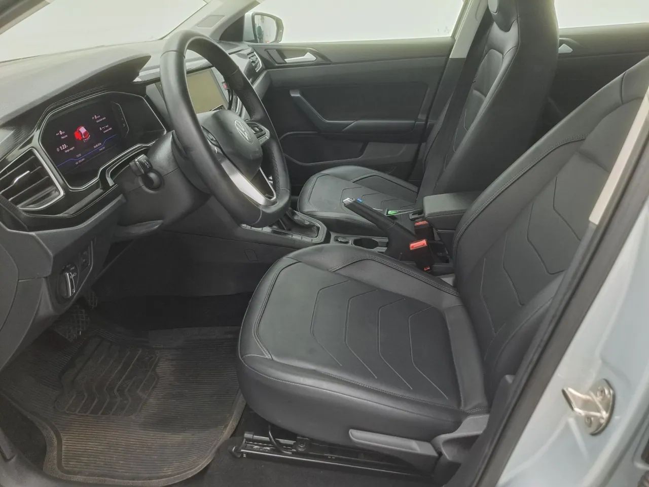 Volkswagen Polo Highline 170 TSI 1.0 Flex 12V Aut., foto 16 de 18