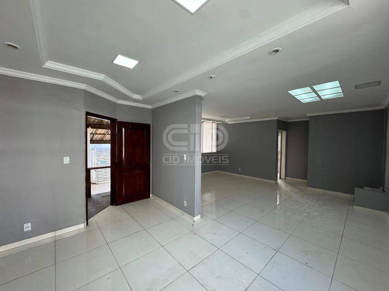 Casa com 4 Quartos no Bairro Village Flamboyant - Foto 3