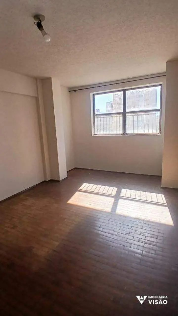 APARTAMENTO PARA ALUGAR COM 03 QUARTOS, 01 SUÍTE NO CENTRO - Foto 2