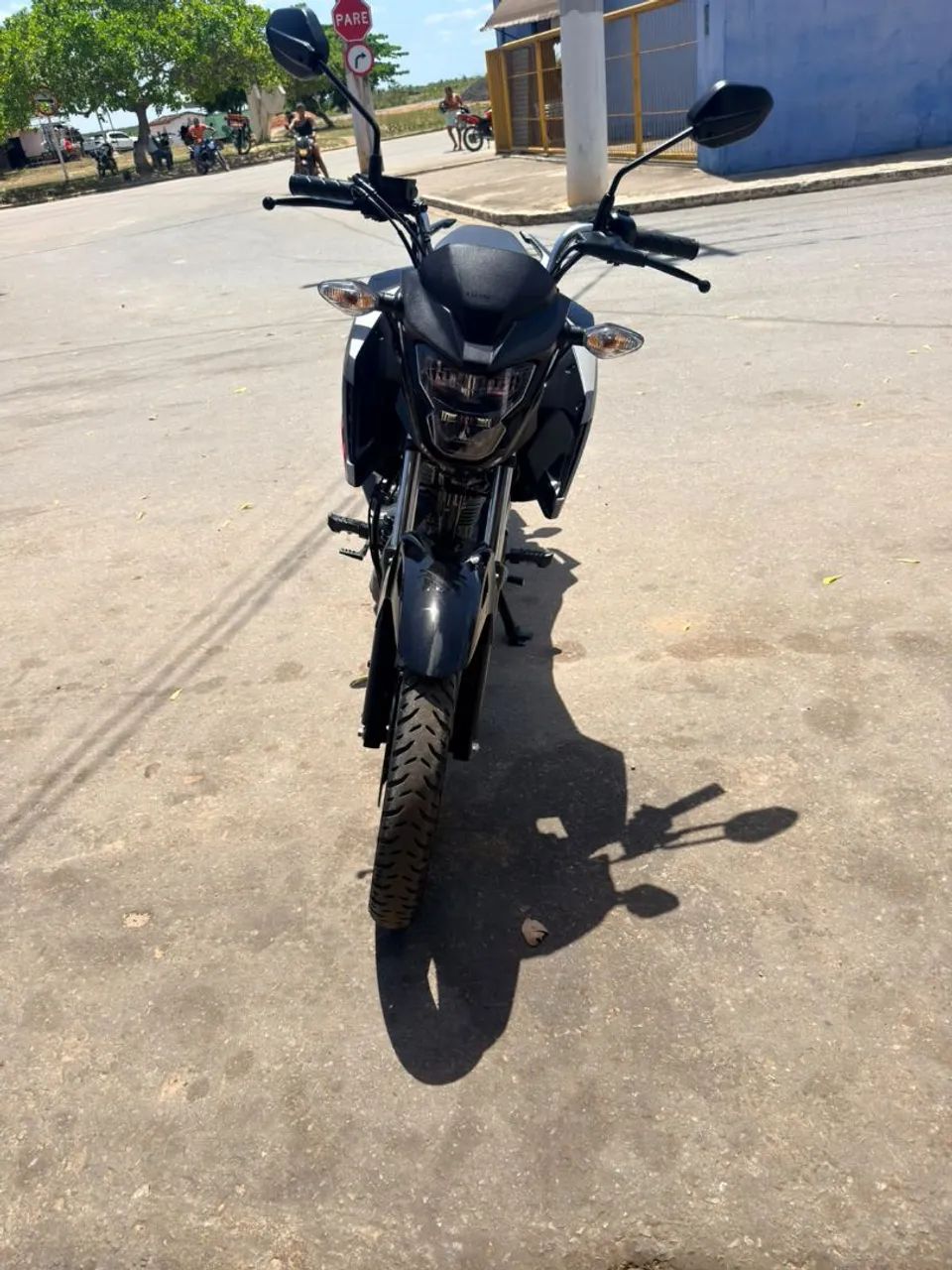 Vendo Titan 2025 - Foto 3