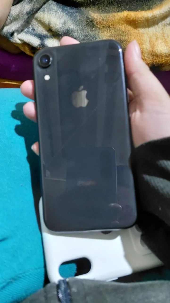 iphone xr 128GB fece id of