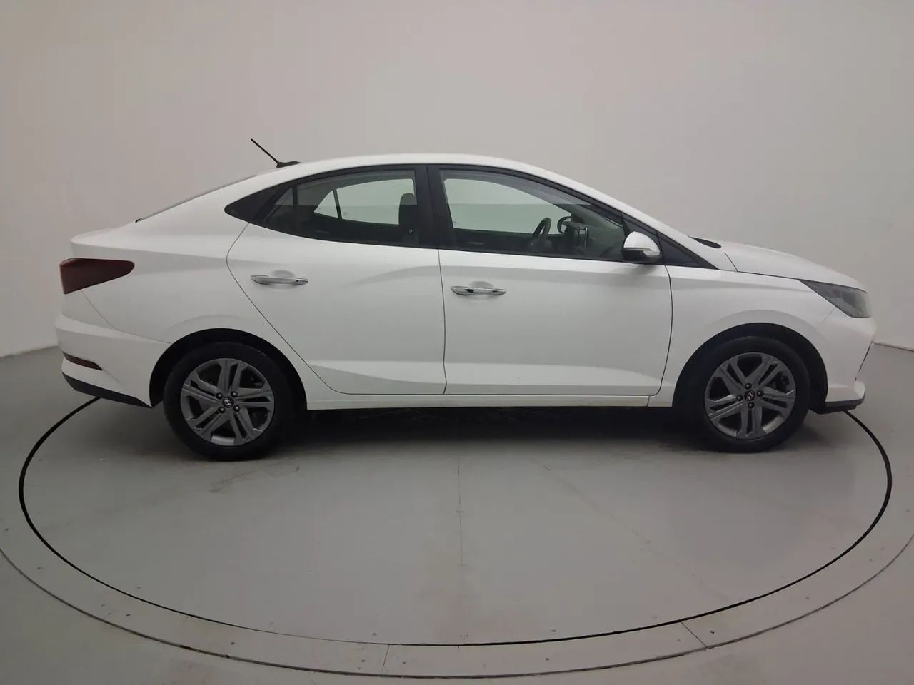 Hyundai HB20S Limited 1.0 TB Flex 12V Aut., foto 6 de 18