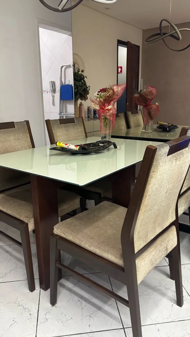 Vendo mesa com4 cadeiras  - Foto 2