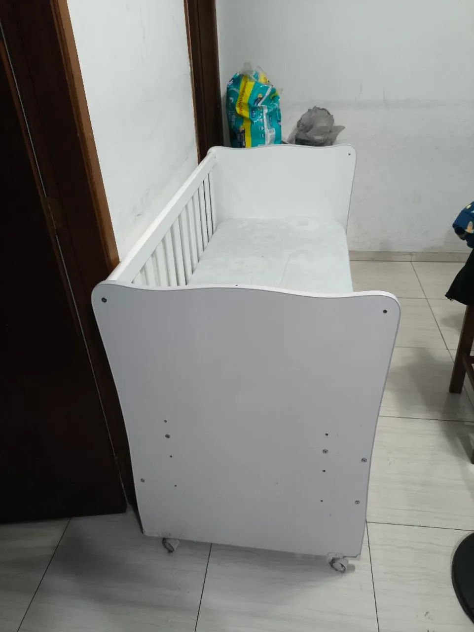 Berço de Bebê Branco com colchão<br>  - Foto 2