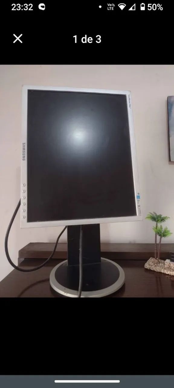 Monitor de 17 polegadas 