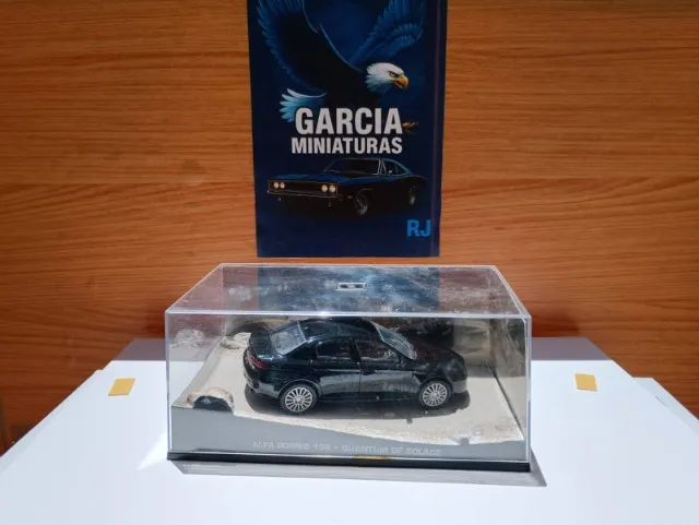 Lote Miniaturas James Bond 007 - Escala 1:43