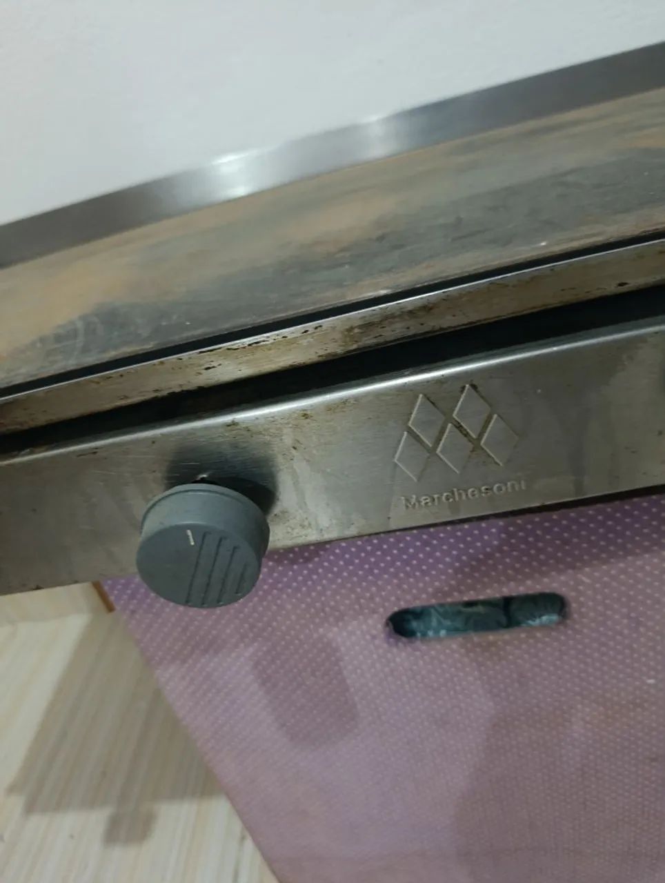 Chapa de Lanche e  Bifeteira a Gás 80 x 42 Cm  Marchesoni 3 Queimadores