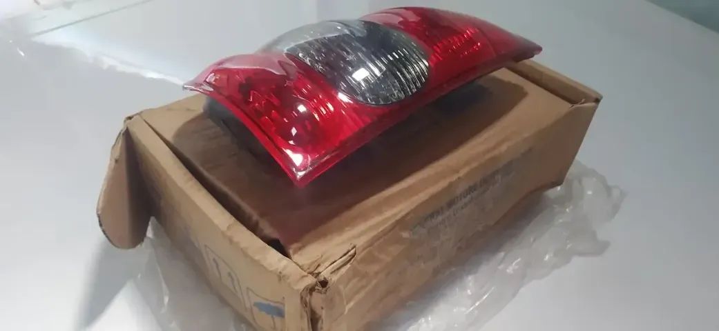 Lanterna Corsa Hatch Wagon Pick-up 00/04 Original Gm Te Nova - Foto 4