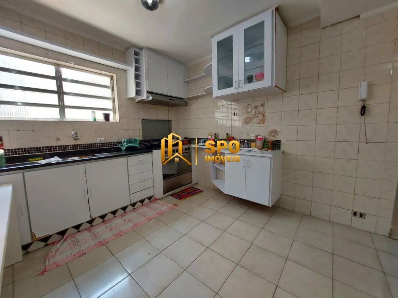 Casa Ampla à Venda com 4 Dormitórios, Lavabo, 2 Vagas e Lavanderia Espaçosa - Foto 4