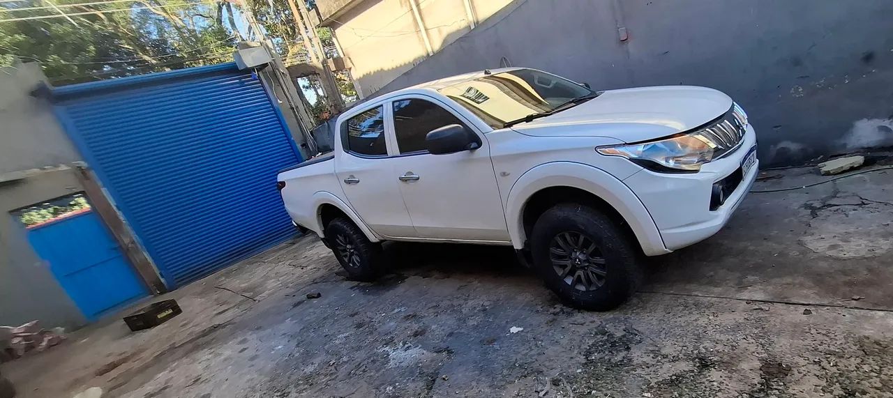 L200 triton ano 2023 abaixo da tabela - Foto 2