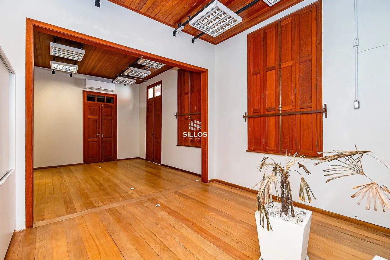 Casa Comercial com 415 m² para alugar no Centro de Curitiba - Foto 3