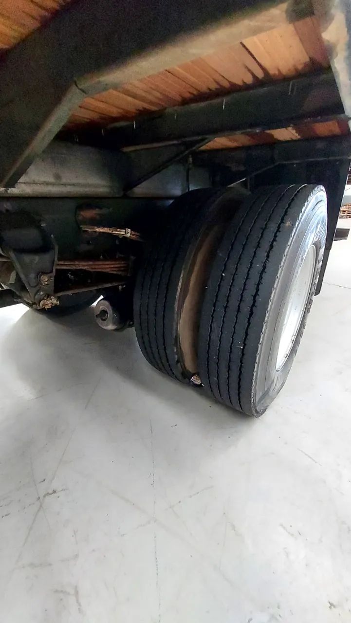 VW Constelation 13180 - Único Dono - Foto 3