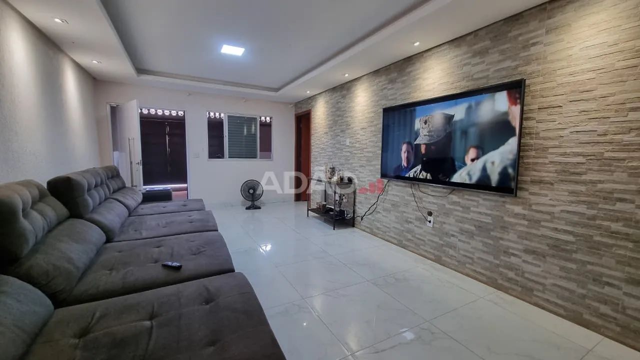 Casa 3 suítes e piscina 110m² no Parque Atheneu
