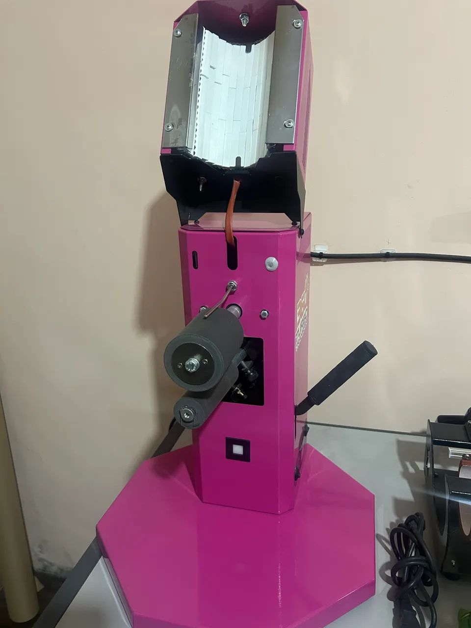 Prensa Térmica Giro 360° - Turbo Tranfer - Rosa  - Foto 2
