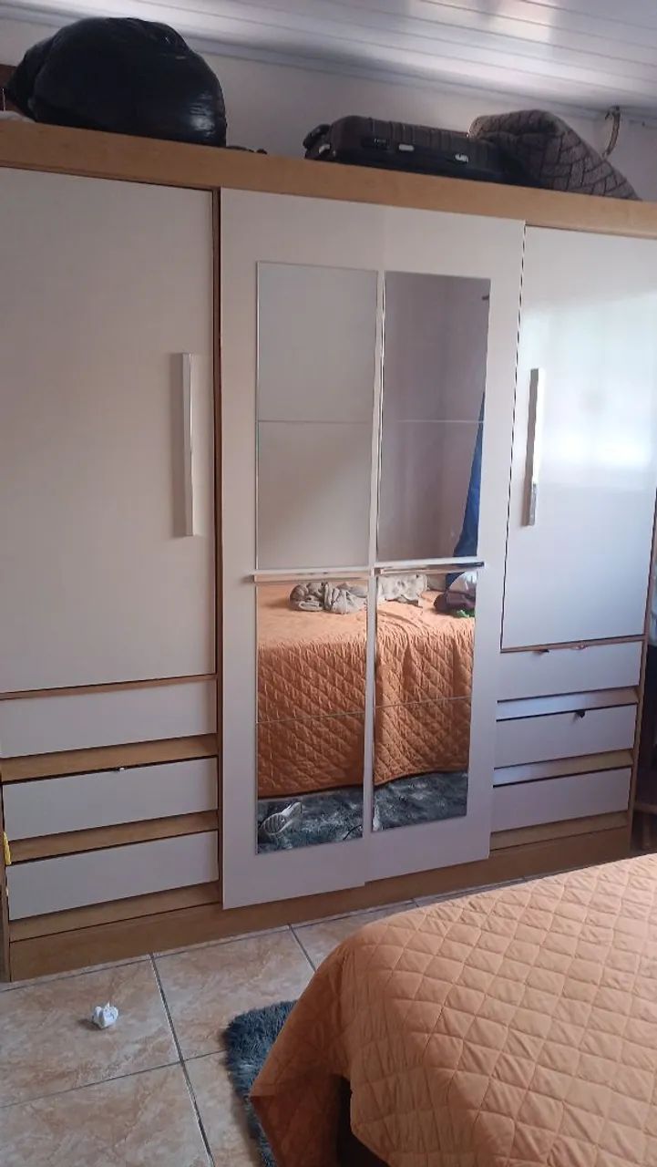 Guarda-roupa